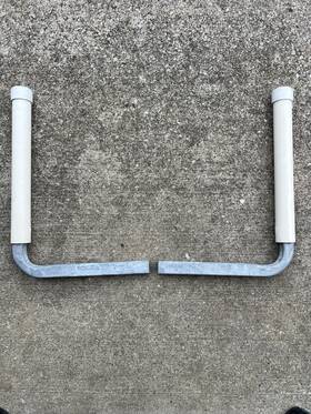 Xy-4356 C.e. Smith Boat Trailer Guides. 2 Pack. 24 Inch. Galvanized Rust Resistance Steel. Like New