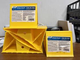 44412 Camco Heavy-duty Plastic Yellow Wheel Chock For Boat Trailers And More. Set Of 4