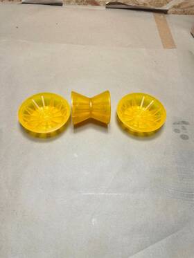 Dowco 4inroller 4 Inch Yellow Poly Boat Bow Roller Stop Marine Usa