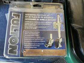 1410300601 Fulton Trailer Jack Integrated Footplate Kit