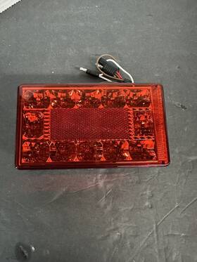 205-00161-na Karavan New Left Hand Led Submersible Tail Light