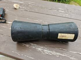 7-1871 Marpac Yates 10 Inch Mounting Width Boat Trailer Black Molded Rubber Keel Roller