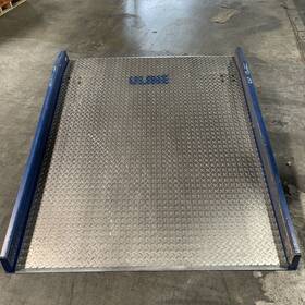 H-1507 Uline Dock Board 60x72