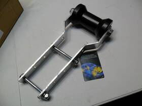 11029048-5in Venussar New Boat Trailer Keel Roller And Mounting Bracket 5 Inch Adjustable Fits 3 Tongues