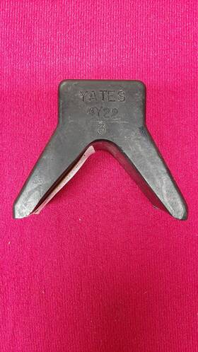 29552-4y22 Yates Marine Boat Trailer Black Rubber Y Stop 4y22 2x2 3/8 Inch Bolt On New Nos