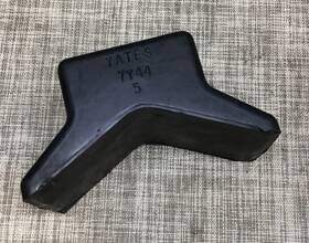 7y44-4 Yates Trailer Bow Stop V-block