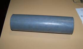 9243 Yates Boat Guide On Trailer Roller Gray 9 Inch X 2-1/2 5/8 Hard Rubber
