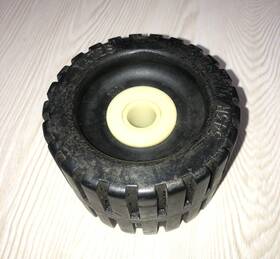 Yr343r-5p Yates Rubber Corp. Boat Trailer Roller 343r 4-3/8 Inch Diameter 5/8 Shaft